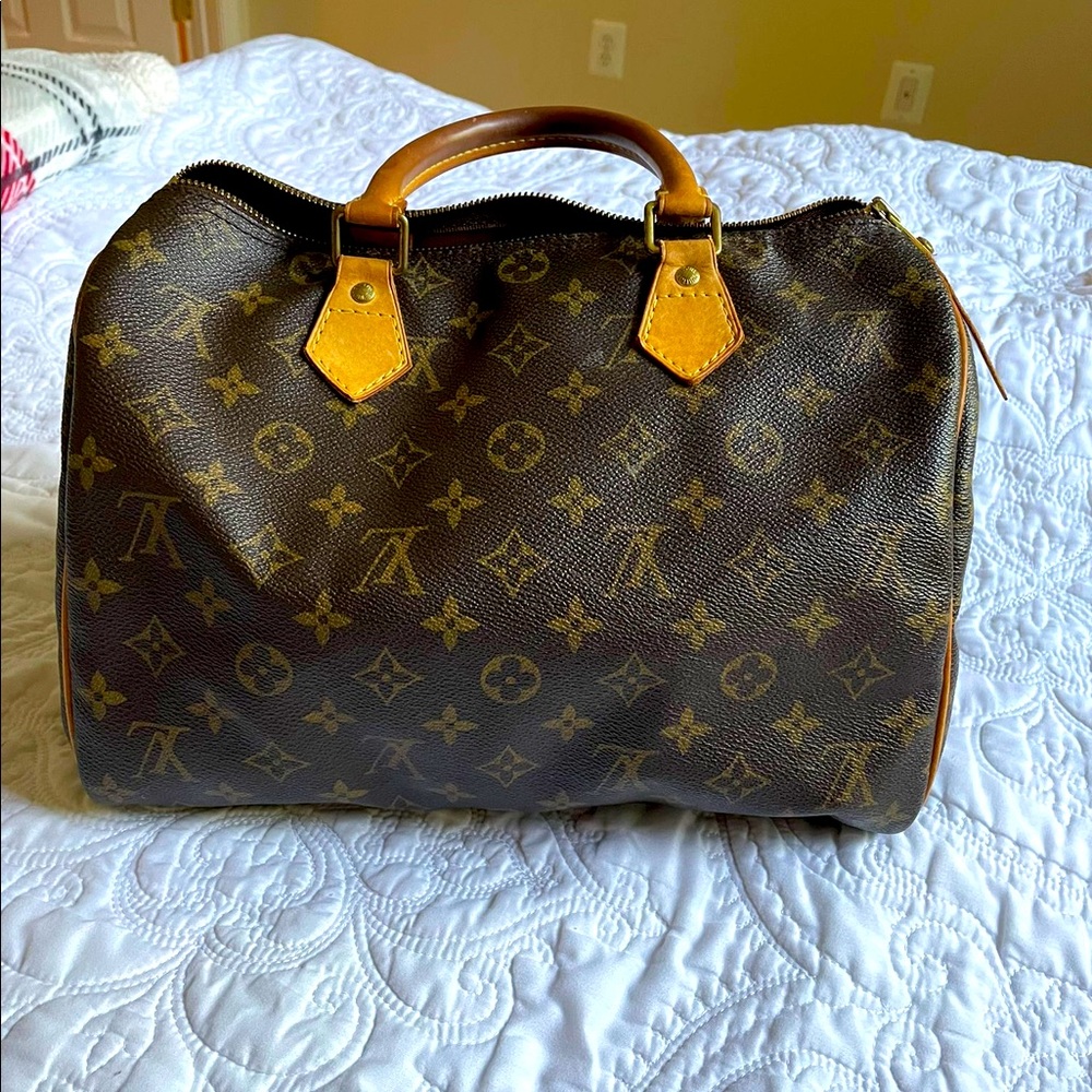 Louis Vuitton Speedy 30